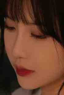 她死在光芒万丈